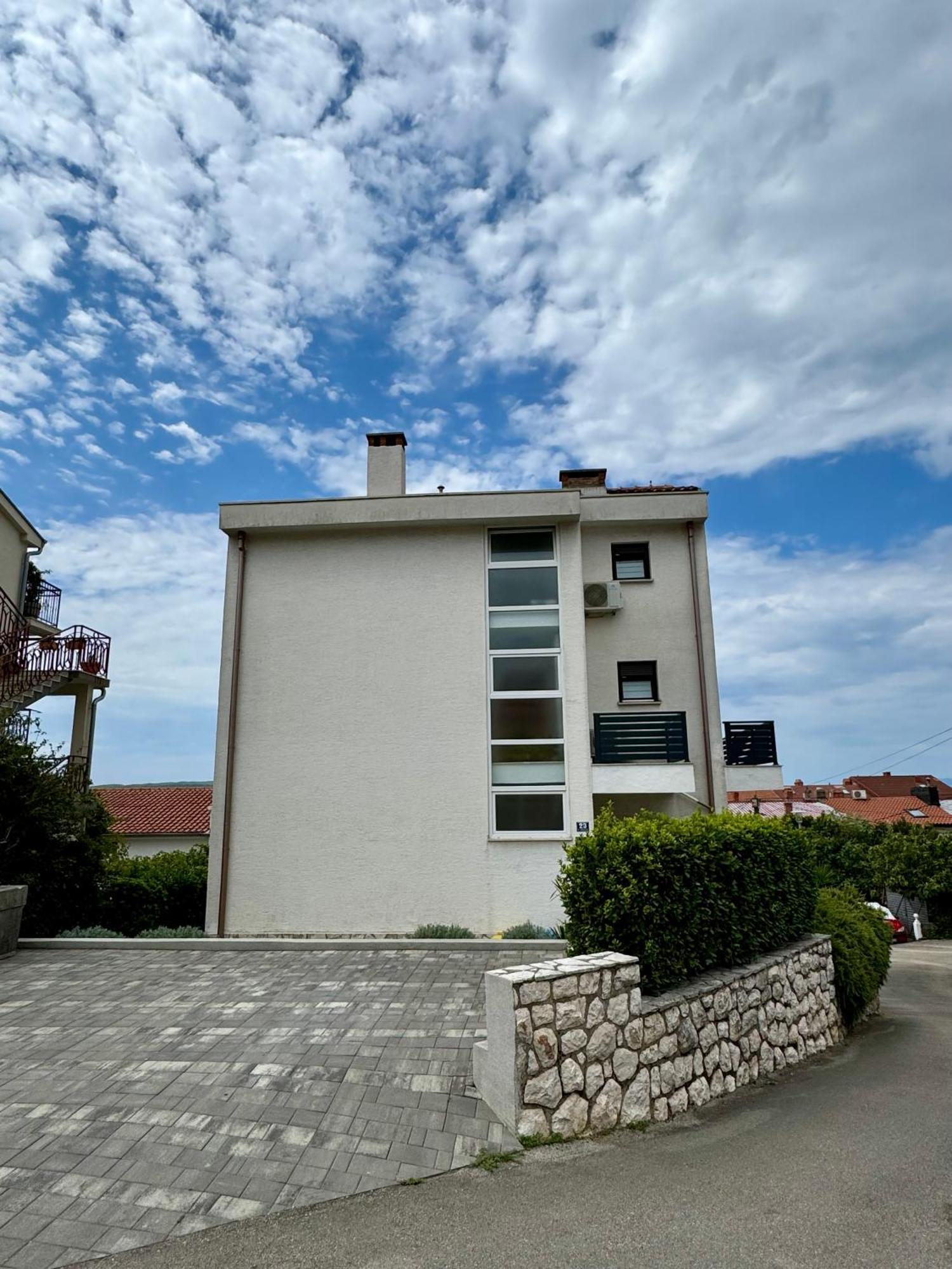 Penthouse Apartment Crikvenica Buitenkant foto