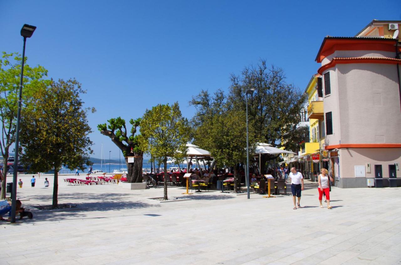 Penthouse Apartment Crikvenica Buitenkant foto